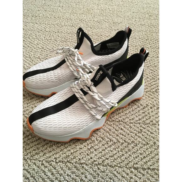 Nearly New Sorel Kinetic Impact II Lace Sneaker - Women's 8.5 - Picture 3 of 12